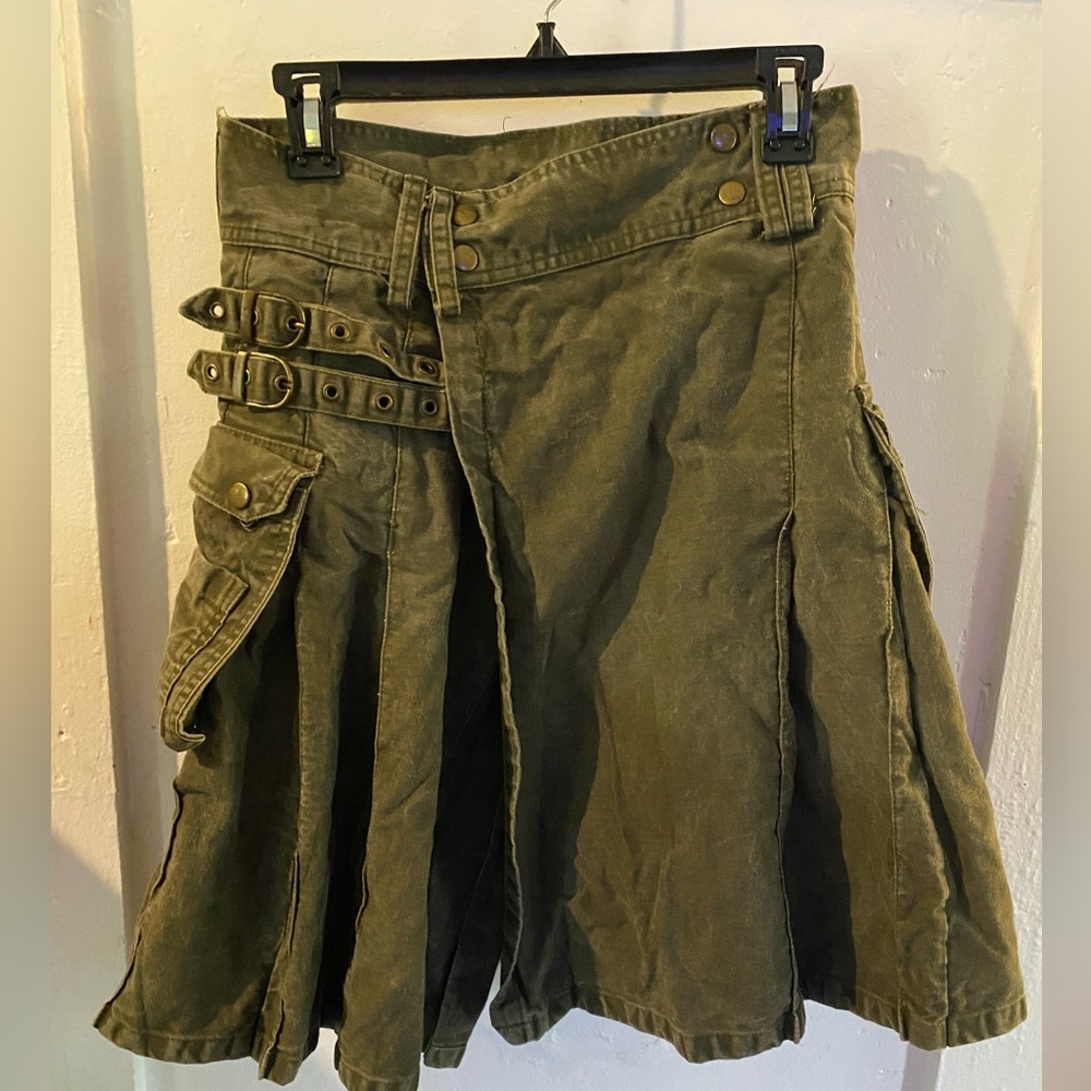 Scottish Highland utility kilt army green size 32 100% cotton
